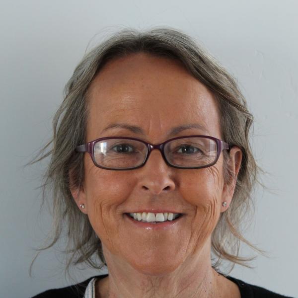 Sue Sandblom Headshot